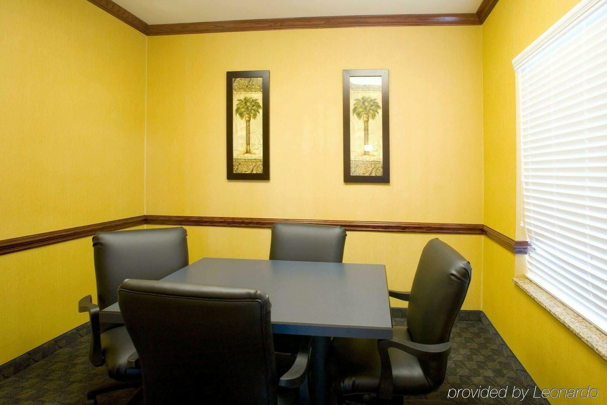 Holiday Inn Express Hotel And Suites Falfurrias Eksteriør bilde